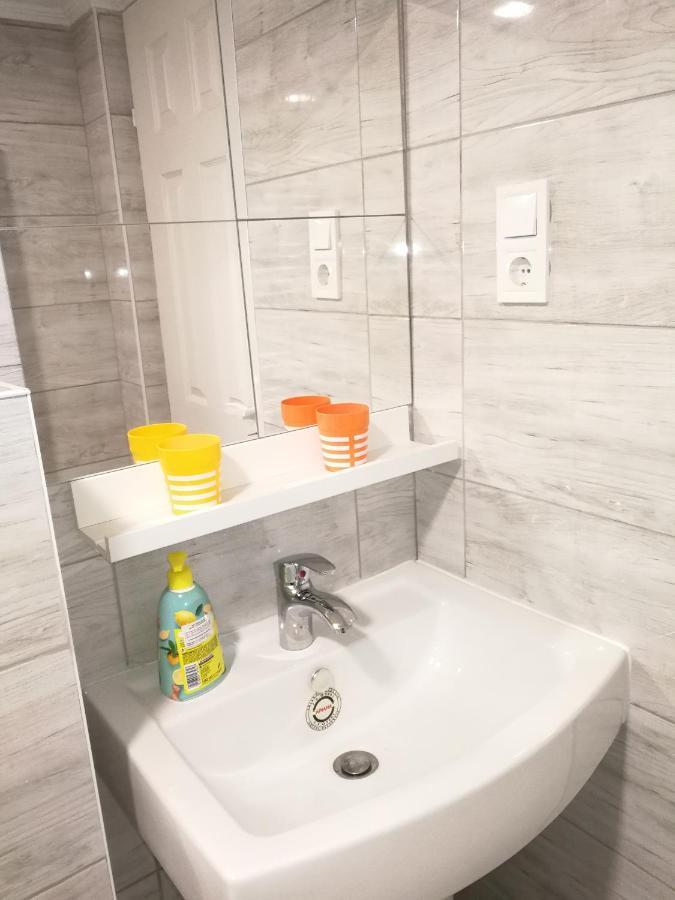 White Rose Apartment بودابست المظهر الخارجي الصورة