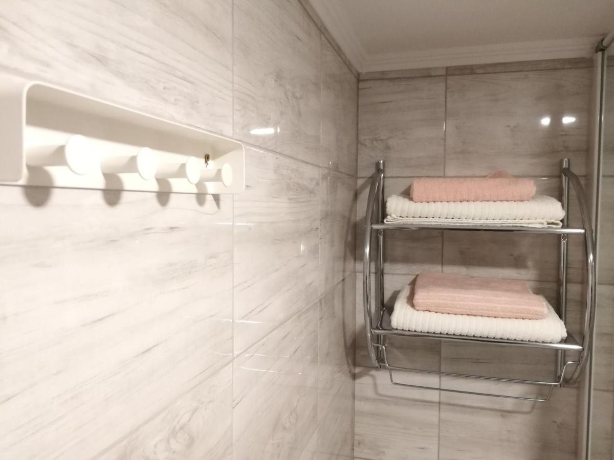 White Rose Apartment بودابست المظهر الخارجي الصورة